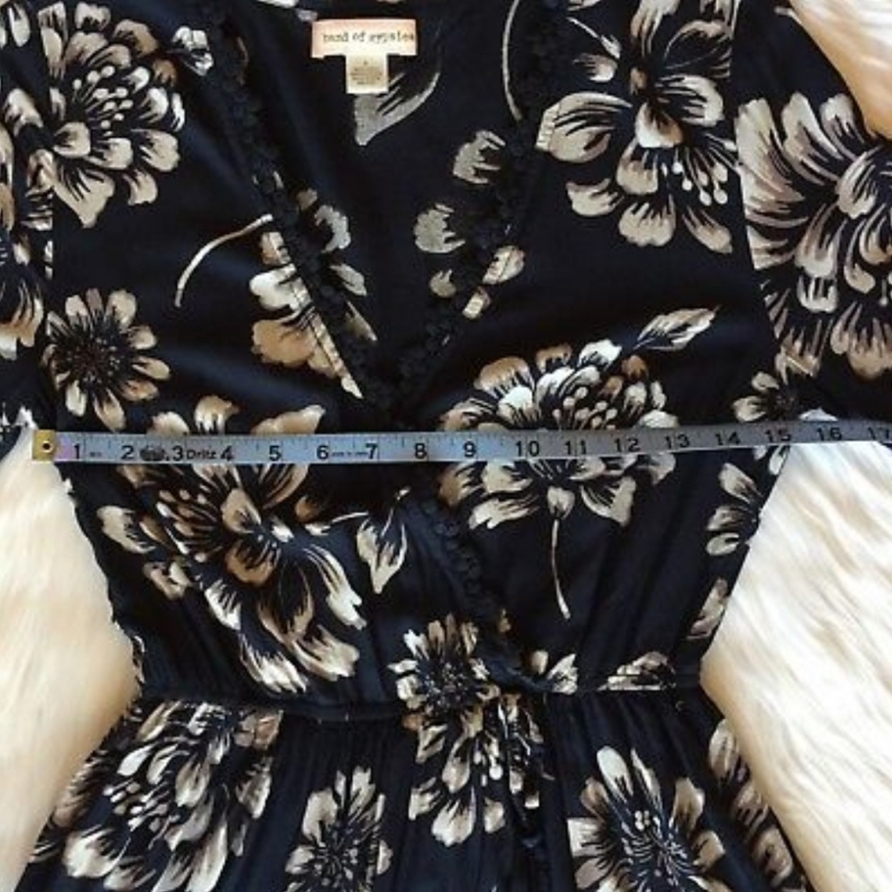 Band of Gypsies | Floral Faux Wrap Dress - Picture 6 of 8